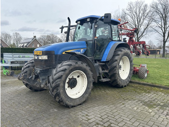 Tractor NEW HOLLAND TM