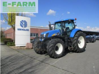 Tractor NEW HOLLAND T7050
