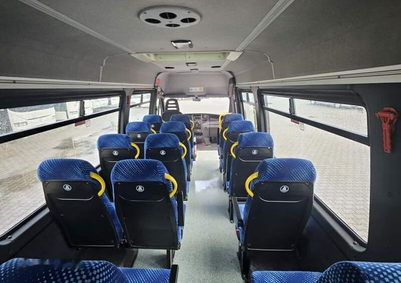 Minibús, Furgoneta de pasajeros IVECO A50C17: foto 23