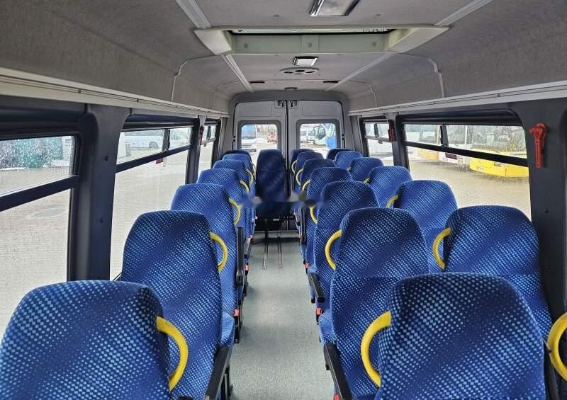 Minibús, Furgoneta de pasajeros IVECO A50C17: foto 18
