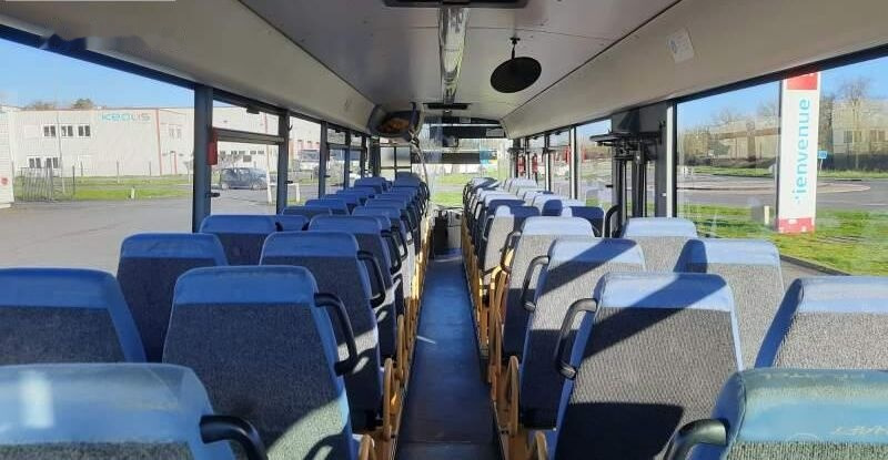 Autobús suburbano Irisbus RECREO/ SPROWADZONY/ 60 MIEJSC / MANUAL: foto 10