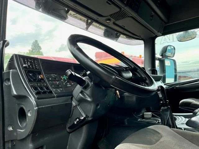 Leasing financiero de Scania R114-340 LA 4x2 (2 FUEL LINES!!) (EURO 2 / 12 GEARS MANUAL GEARBOX / HYDRAULIC KIT) leasing Scania R114-340 LA 4x2 (2 FUEL LINES!!) (EURO 2 / 12 GEARS MANUAL GEARBOX / HYDRAULIC KIT): foto 8