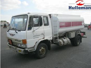  DIV HINO FD 174 SA ECONO DIESEL 4X2 STEEL SUSSPE - Cisterna camión