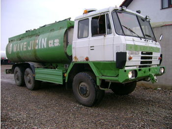  TATRA 815 CA-18 6x6 - Cisterna camión
