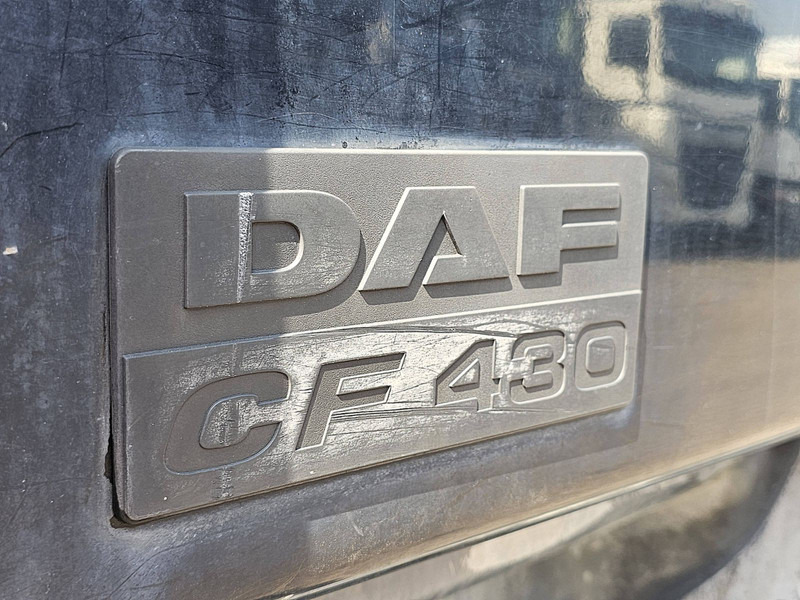 Volquete camión DAF CF 85.430 6x4 manual: foto 16