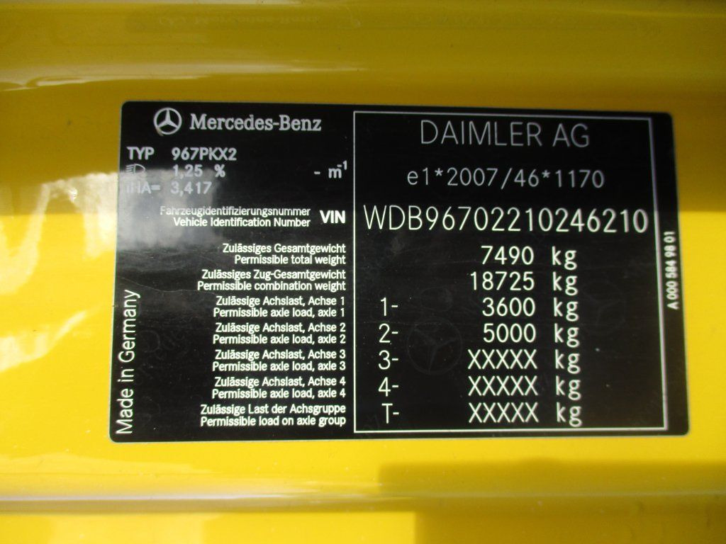 Camión caja cerrada Mercedes-Benz Atego 210: foto 11