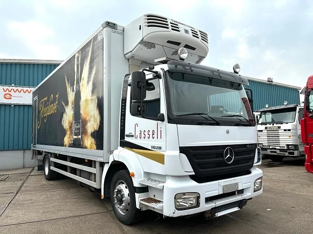 Isotérmico camión Mercedes-Benz Axor 1828 4x2 WITH THERMOKING SPECTRUM TS D/E COOLER (378.500 KM ORIGINAL) (EURO 3 / MANUAL GEARBOX / AIRCONDITIONING): foto 3