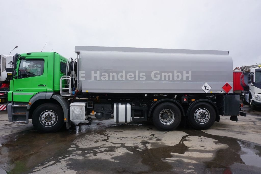 Cisterna camión Mercedes-Benz Axor-R 2533 S LL *Manual/FMC-Tech/21m³/Lenk+Lift: foto 2