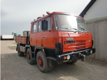 Tatra 815 - Portavehículos camión