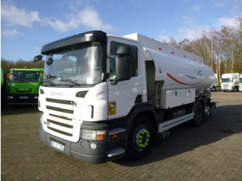 Cisterna camión para transporte de combustible Scania P320 DB 6X2 fuel tank 18 m3 / 5 comp / ADR 28-08-2023: foto 1