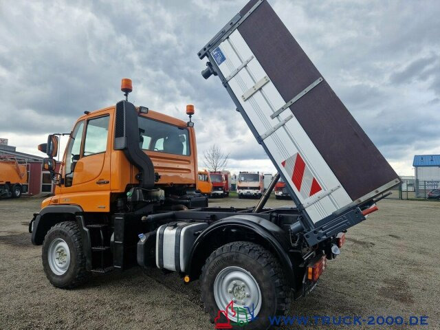 Volquete camión Unimog Unimog U300 4x4 Zapfwelle ArbeitsplatteNur113TKM: foto 4
