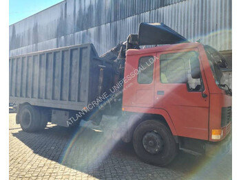 Volquete camión, Camión grúa Volvo FL7: foto 4
