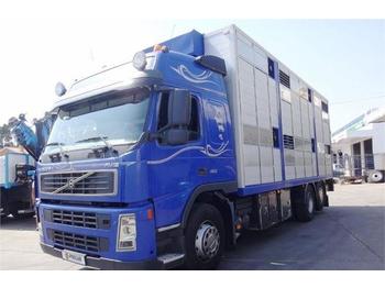 Transporte de ganado camión Volvo FM12 460: foto 1