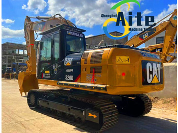 Excavadora de cadenas CATERPILLAR 320D