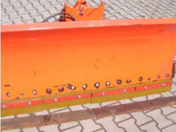 Kubota 1600 Schneepflug hydraulisch - Hoja de bulldozer