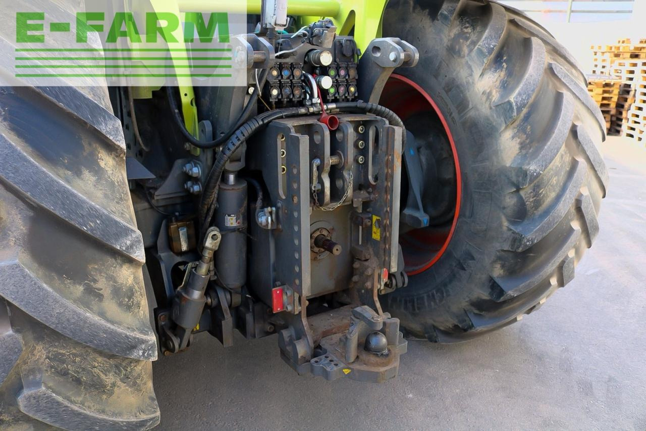 Tractor CLAAS Xerion 4000: foto 4