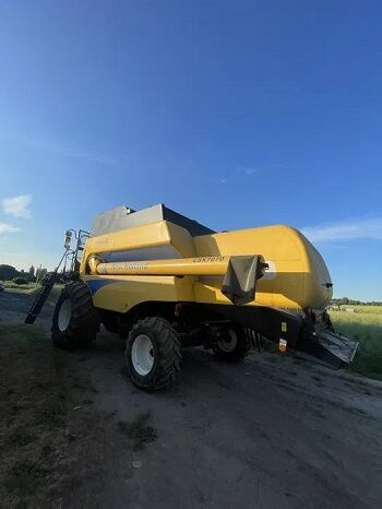 Cosechadora de granos nuevo New Holland Csx 7070: foto 4