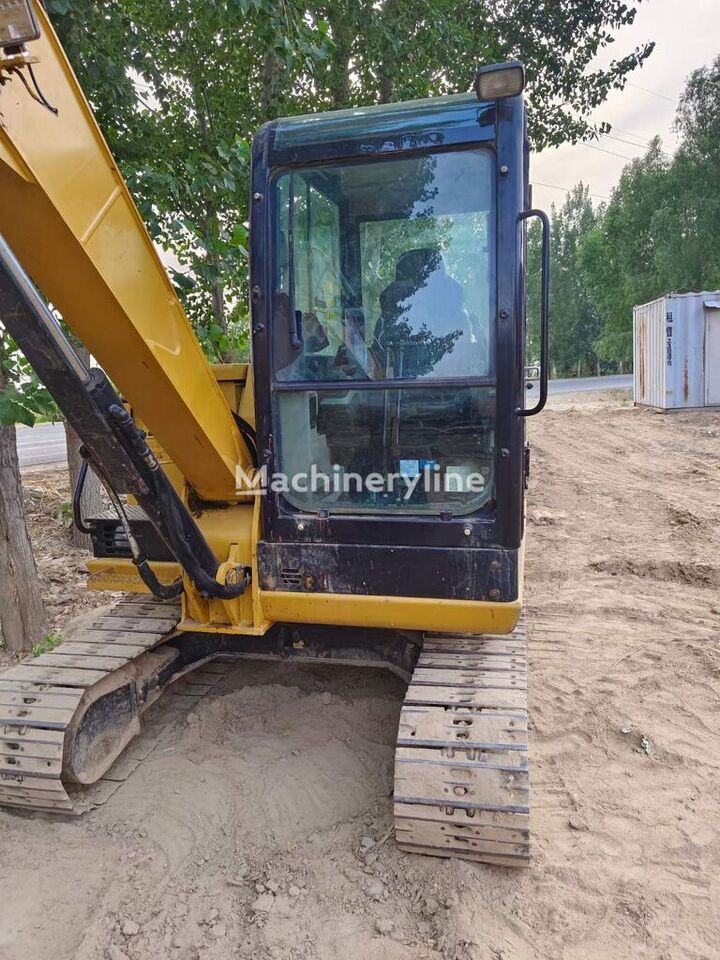 Excavadora de cadenas CATERPILLAR 305.5 E2 small track excavator 5.5 tons: foto 4