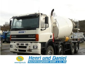 DAF CF 85-380 8x4 - Camión hormigonera