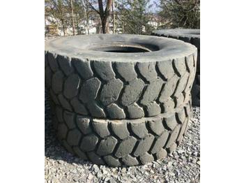 Cargadora de ruedas Caterpillar 771 773 775 Reifen Tyres 24.00R35: foto 1