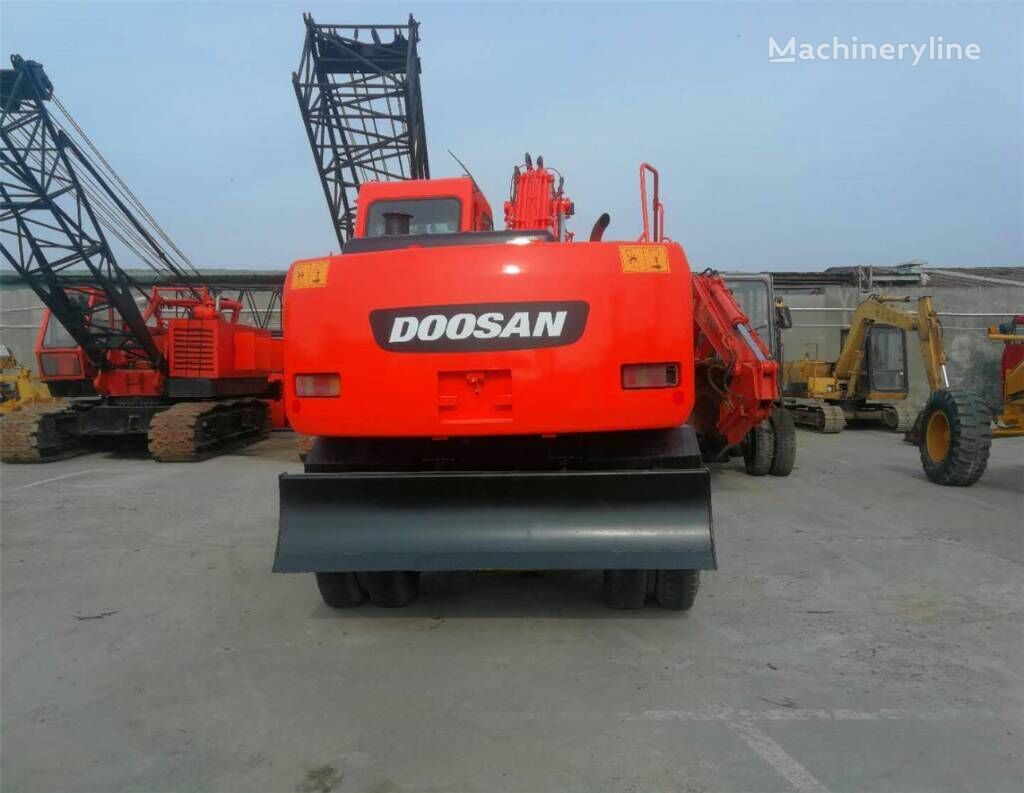 Excavadora de ruedas Doosan 150W-7: foto 3