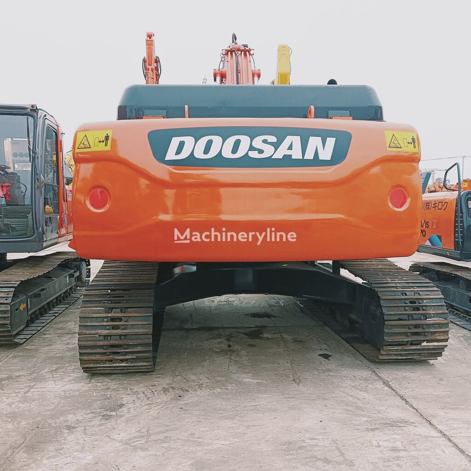 Excavadora de cadenas Doosan DX300: foto 6