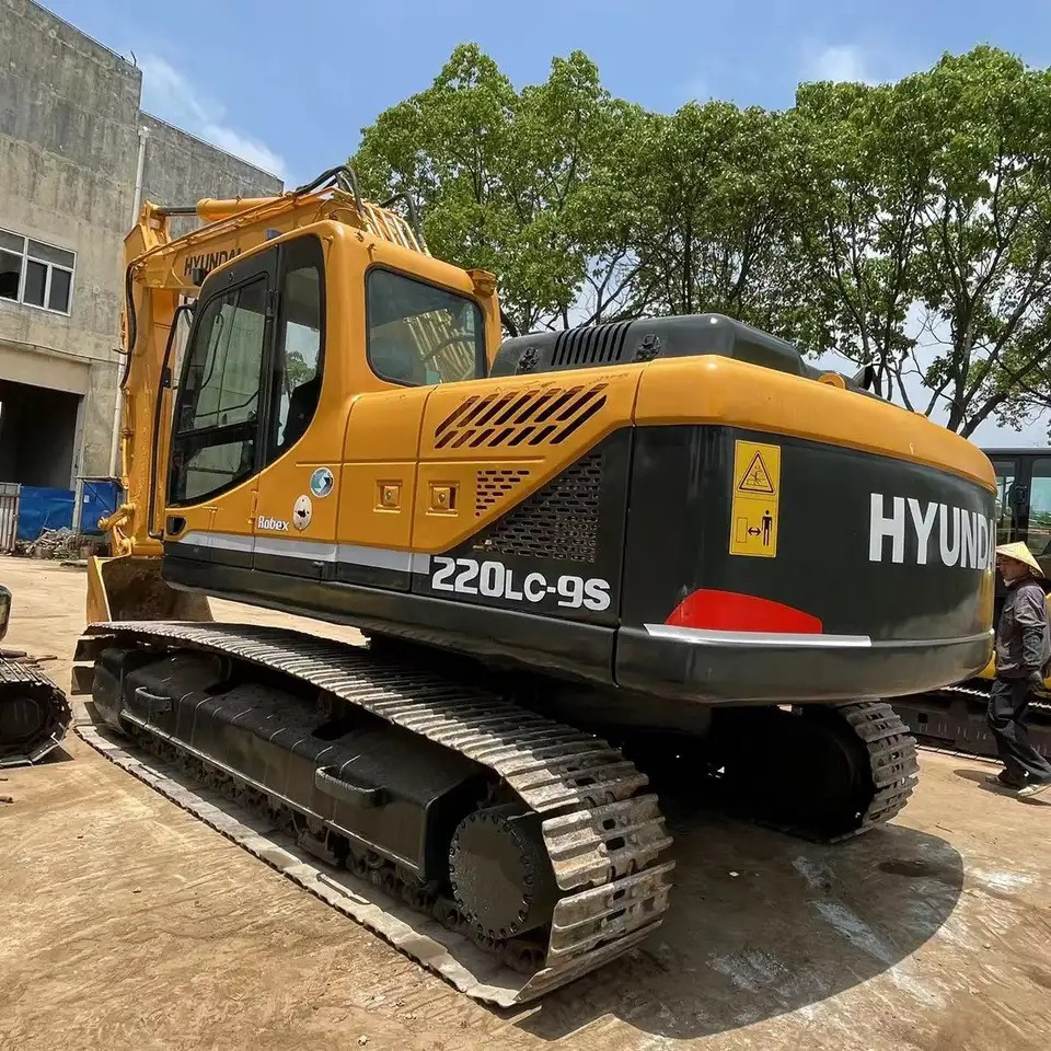 Excavadora de cadenas HYUNDAI R220 -9S track excavator 22 tons Korean hydraulic digger: foto 6