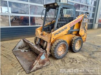 2014 Mustang 2054 - Minicargadora