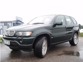 BMW X5 4.4 i *Vollausstattung* Navi / Allrad - Coche