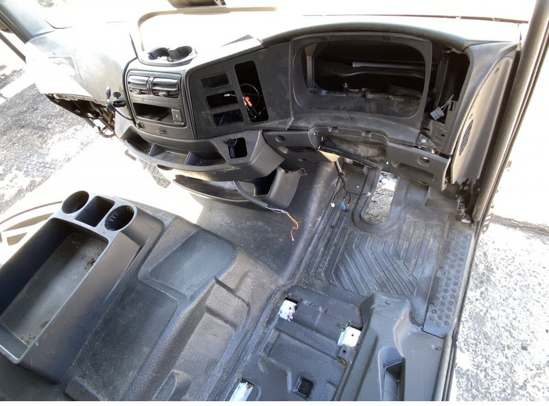 Cabina e interior Mercedes-Benz Atego 816 (01.98-12.04): foto 8