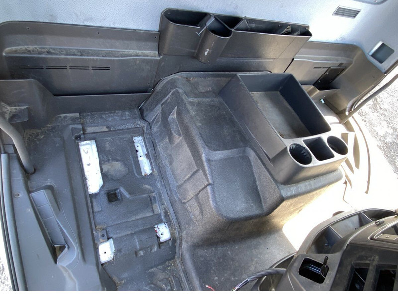 Cabina e interior Mercedes-Benz Atego 816 (01.98-12.04): foto 9