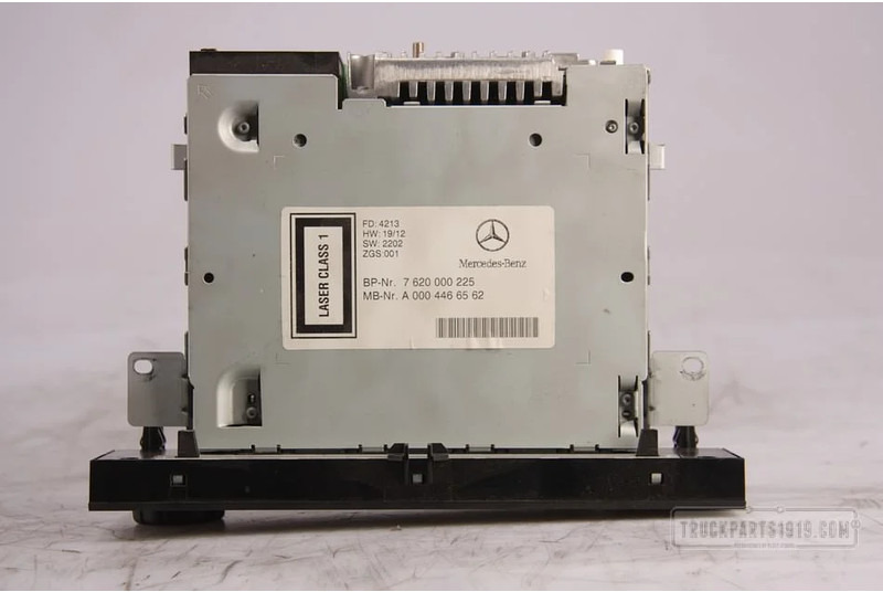 Sistema eléctrico para Camión Mercedes-Benz MB Electrical System Radio MP4: foto 2