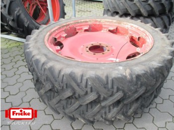 Kleber 12.4 R46 - Neumático