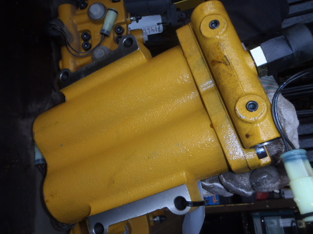 Motor y piezas para Maquinaria de construcción New Holland 76570956 -: foto 2