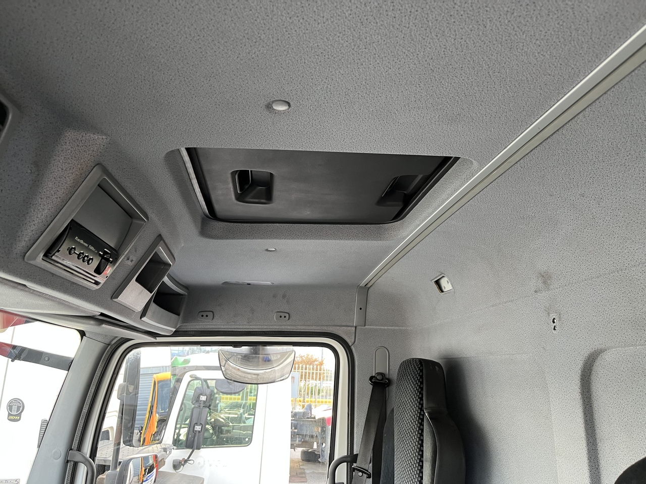 Cabina e interior para Camión SHORT CAB COMPLETE ATEGO 3: foto 10
