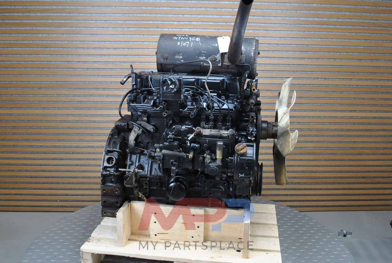 Motor y piezas para Excavadora Yanmar 4TNE94L: foto 14