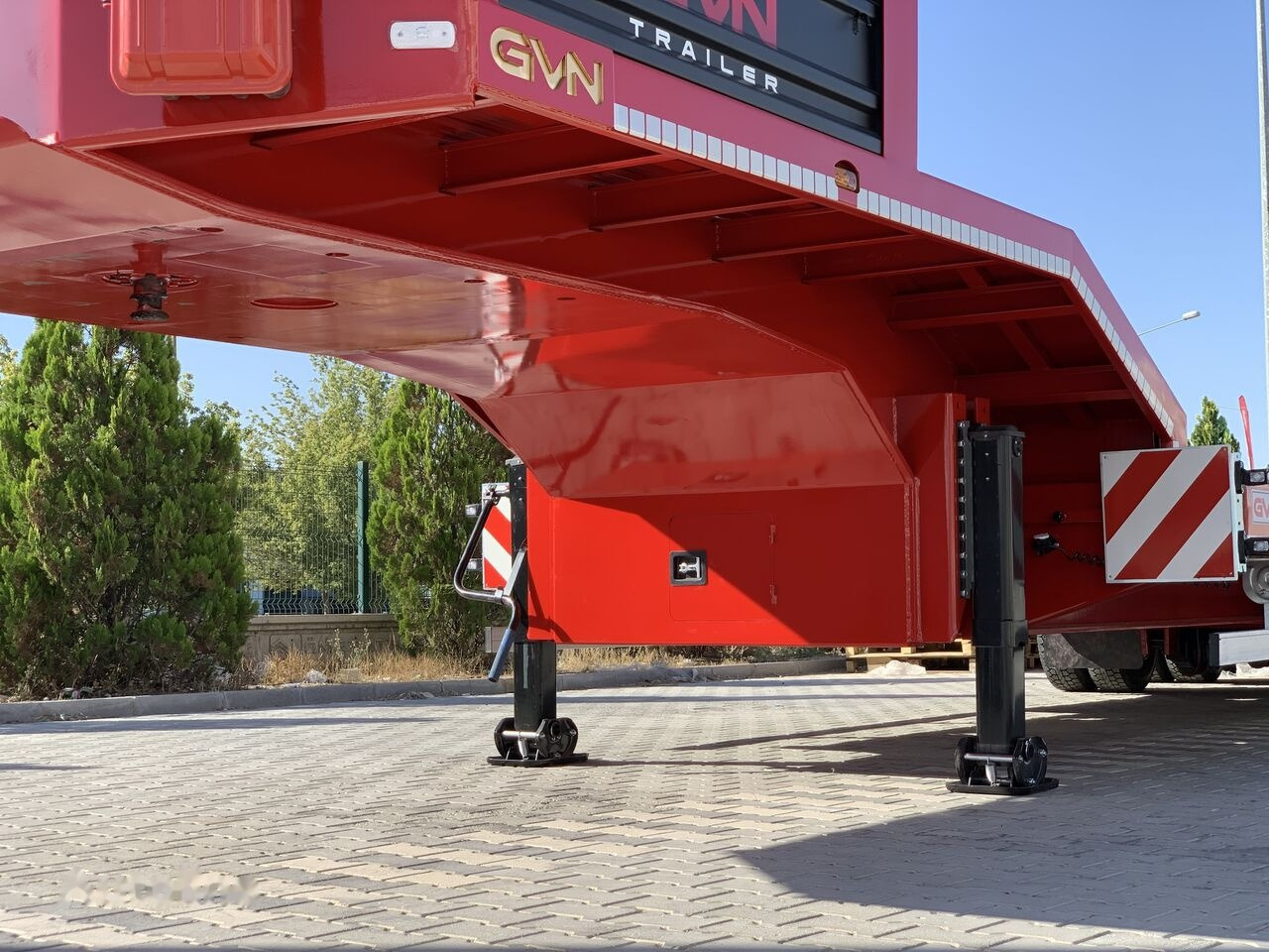 Góndola rebajadas remolque para transporte de equipos pesados nuevo GVN Trailer AFRICA TYPE 4 AXLE LOWBED: foto 4