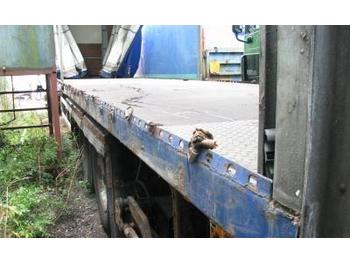 Montarcon/Crane Frauhauf Tri Axle Curtainsider  - Remolque con toldo