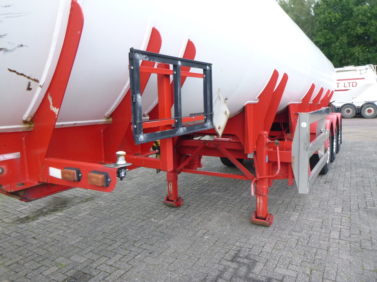 Cisterna semirremolque para transporte de gas Clayton Gas tank steel 31.8 m3 (low pressure 10 bar): foto 7