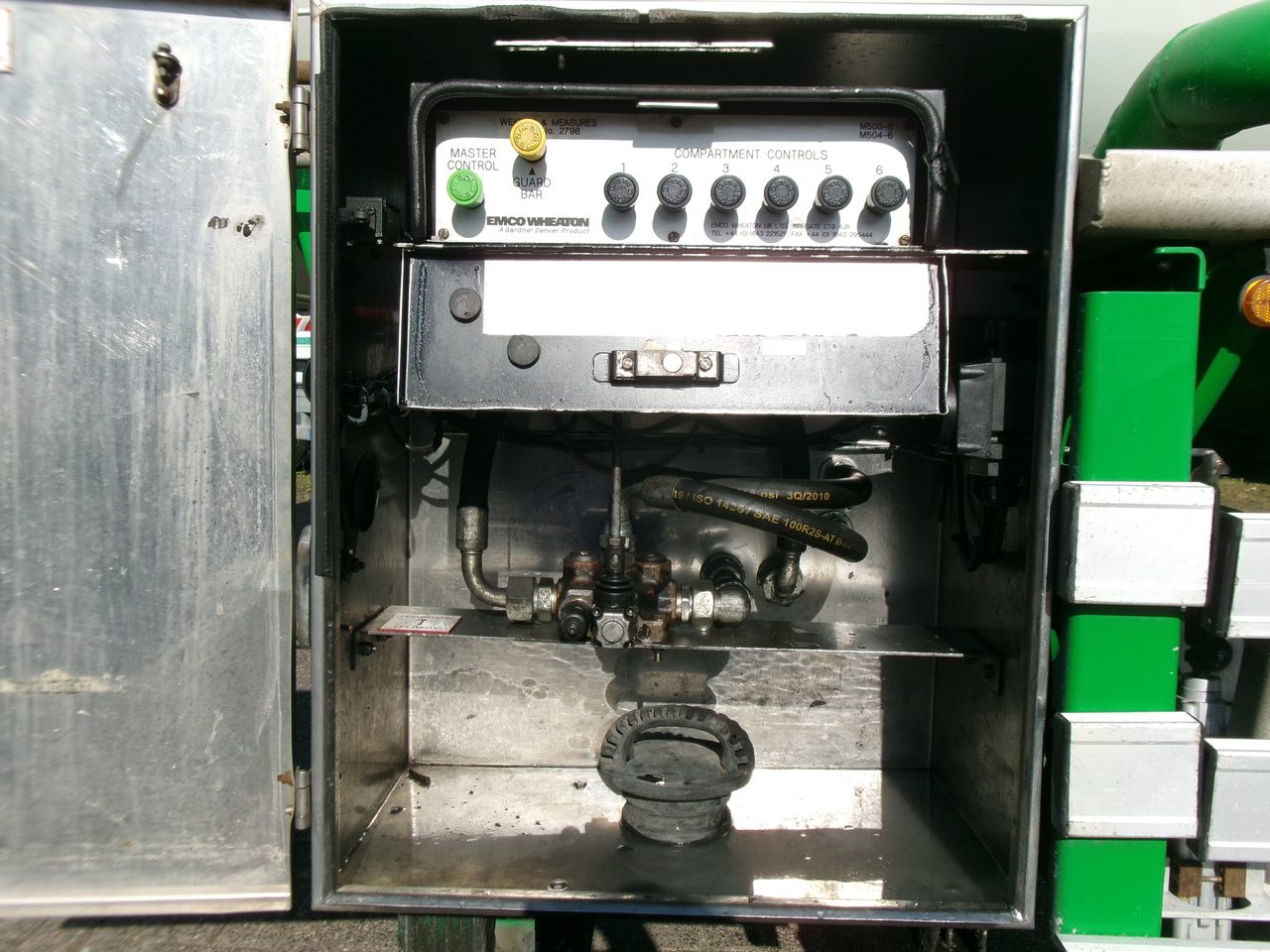 Cisterna semirremolque para transporte de combustible Feldbinder Fuel tank alu 42 m3 / / 6 comp + pump: foto 17