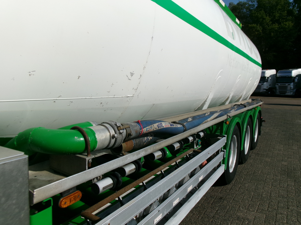 Cisterna semirremolque para transporte de combustible Feldbinder Fuel tank alu 42 m3 / / 6 comp + pump: foto 7