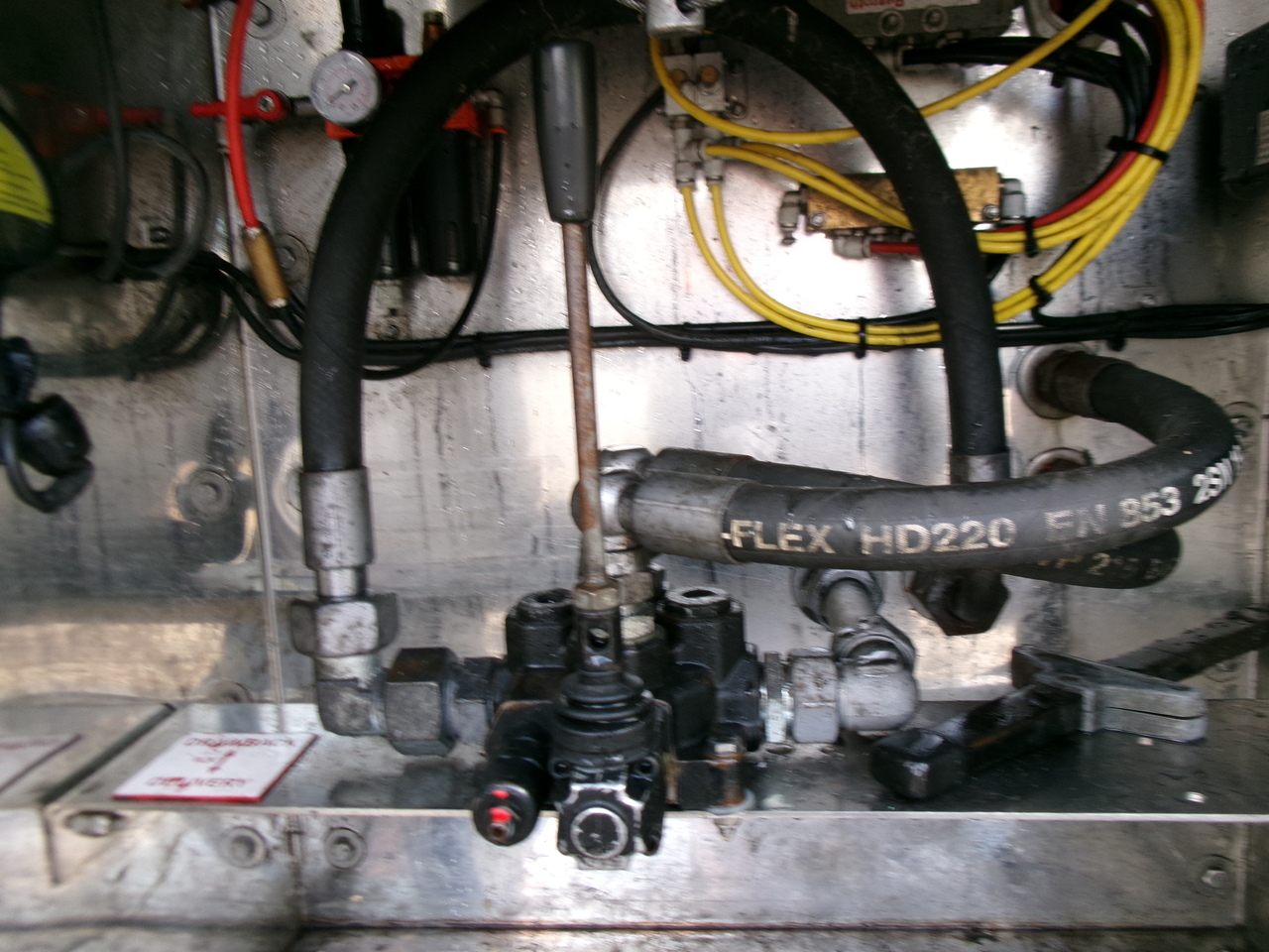 Cisterna semirremolque para transporte de combustible Feldbinder Fuel tank alu 44.6 m3 + pump: foto 15