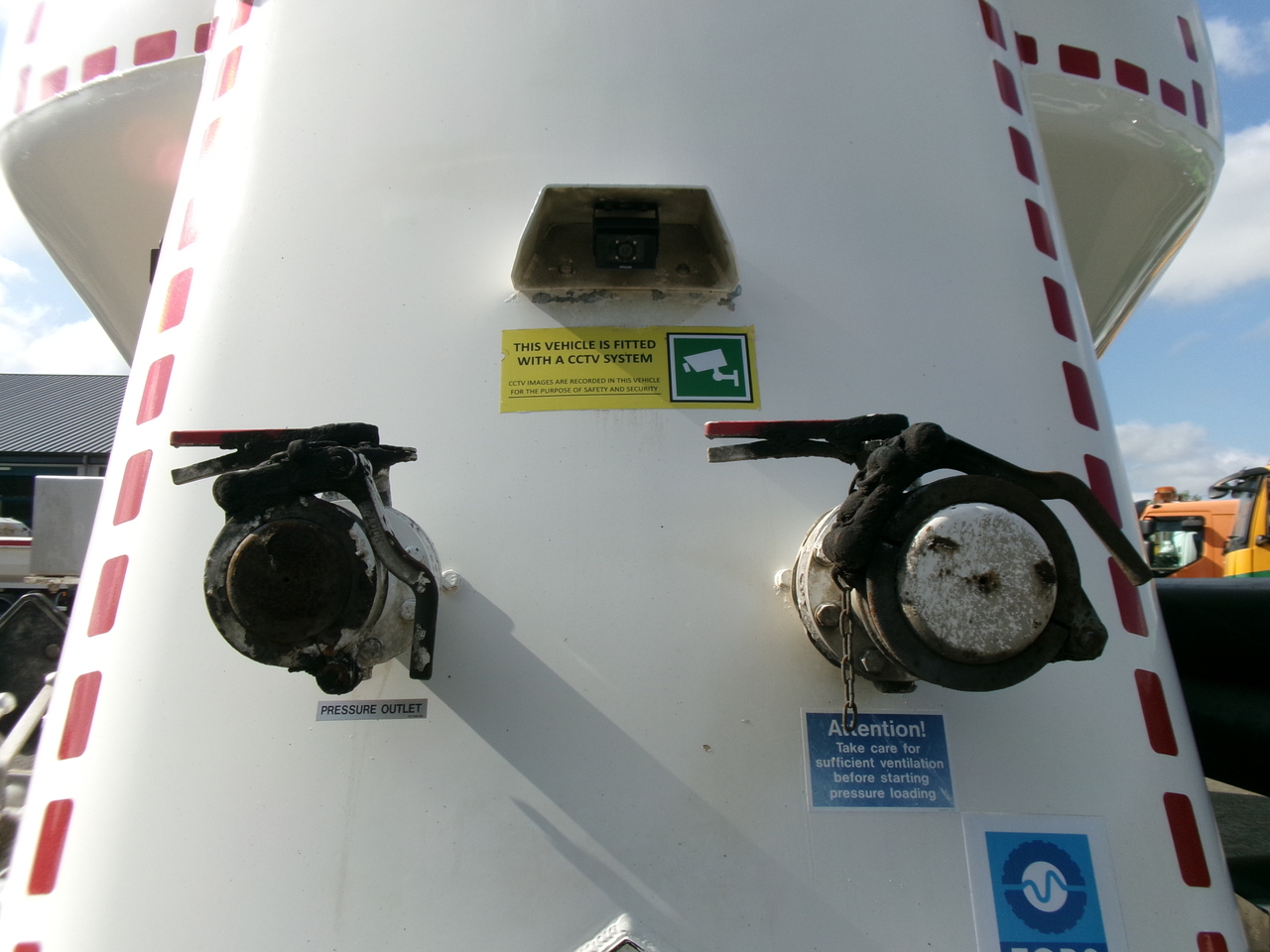 Cisterna semirremolque para transporte de harina Feldbinder Powder tank alu 36 m3 / 1 comp: foto 16