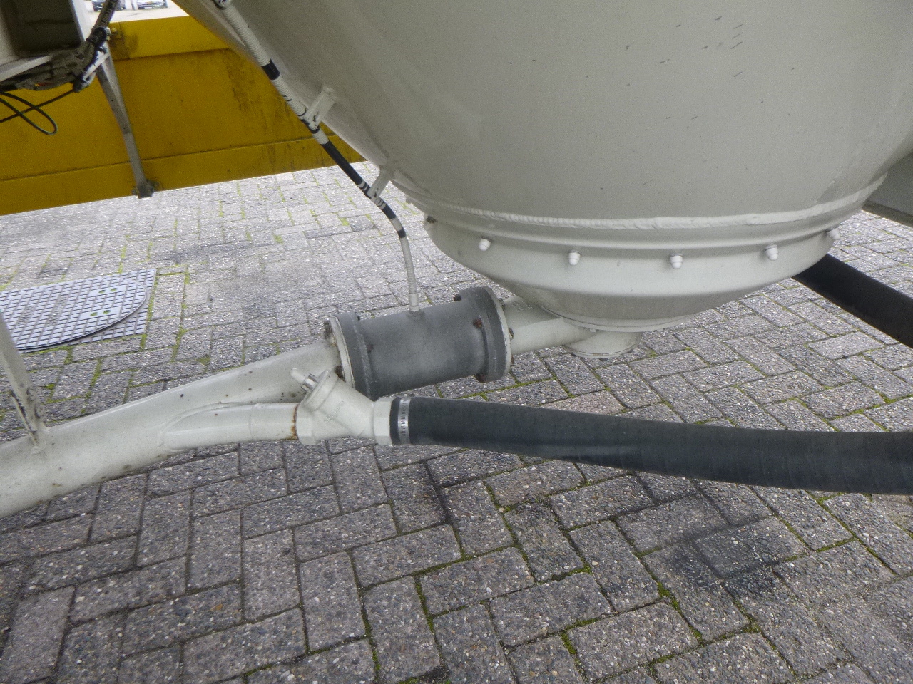 Cisterna semirremolque para transporte de harina Feldbinder Powder tank alu 40 m3 / 1 comp: foto 13