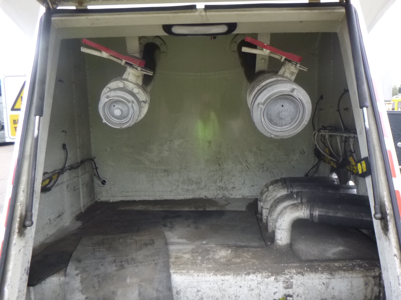 Cisterna semirremolque para transporte de harina Feldbinder Powder tank alu 40 m3 / 1 comp: foto 16
