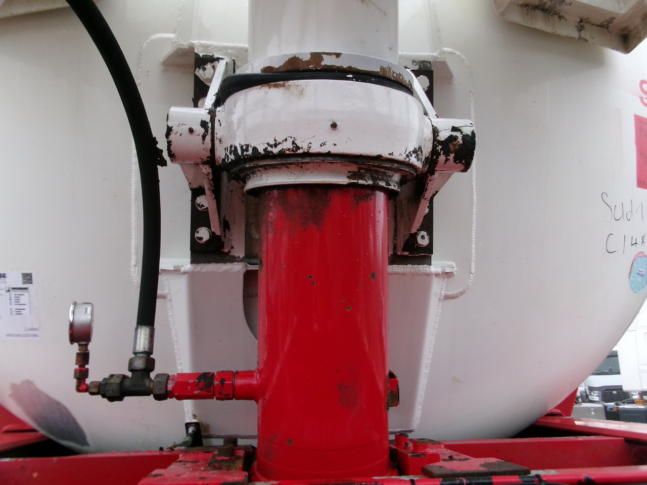 Cisterna semirremolque para transporte de harina Feldbinder Powder tank alu 41 m3 (tipping): foto 15