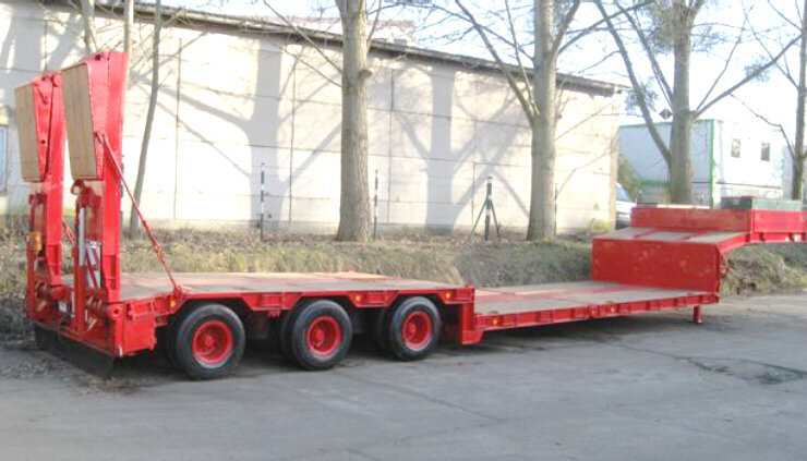 Góndola rebajadas semirremolque para transporte de equipos pesados Goldhofer STZ -TL3-32/80 Goldhofer STZ-TL3-32/80 Nutzlast: 35 to., 5,85 m Tiefbett: foto 7