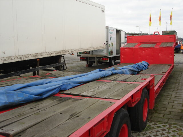 Góndola rebajadas semirremolque para transporte de equipos pesados Goldhofer STZ -TL3-32/80 Goldhofer STZ-TL3-32/80 Nutzlast: 35 to., 5,85 m Tiefbett: foto 13