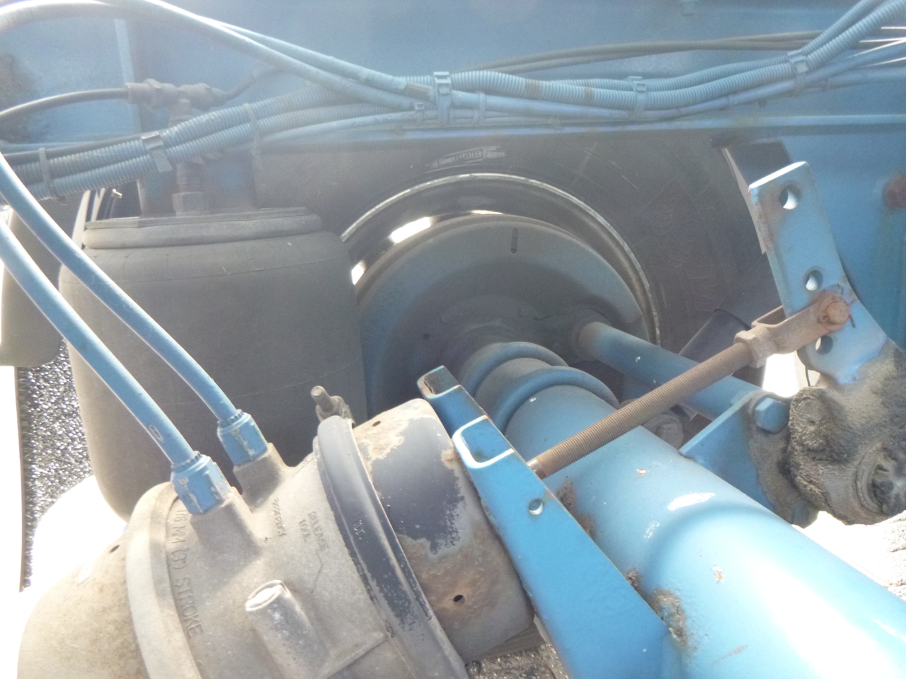 Cisterna semirremolque para transporte de gas Guhur Low-pressure gas tank steel 31.5 m3 / 10 bar (methyl chloride): foto 19