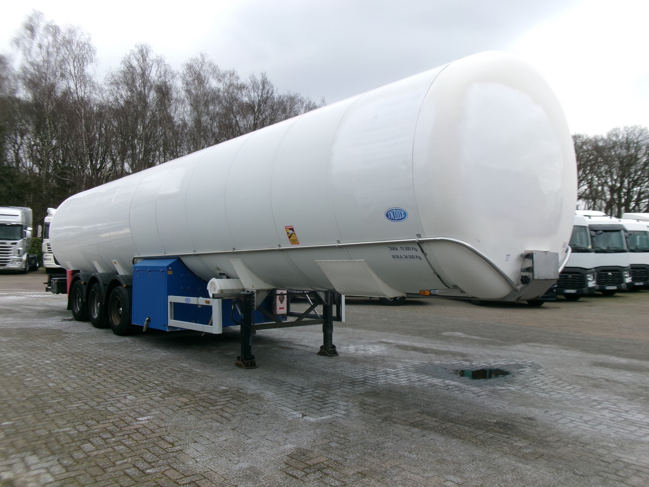 Cisterna semirremolque para transporte de gas Indox Low-pressure LNG gas tank inox 56.2 m3 / 1 comp: foto 2